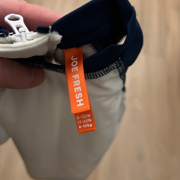 Joe fresh rash guards - Picture 4 of 4